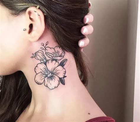 30 Amazing Tattoo On Neck For Women With Faqs Dezayno 30 Amazing Tattoo On Neck For Women With Faqs Dezayno