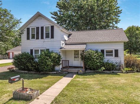 539 Chippewa Street Chippewa Falls Wi 54729 Zillow 539 Chippewa Street Chippewa Falls Wi 54729 Zillow