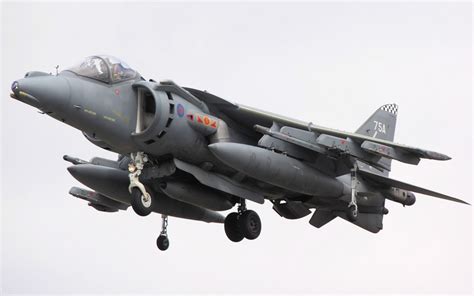 A British General Tried And Failed To Save The Royal Air Force S Harrier Jump Jets The National Interest