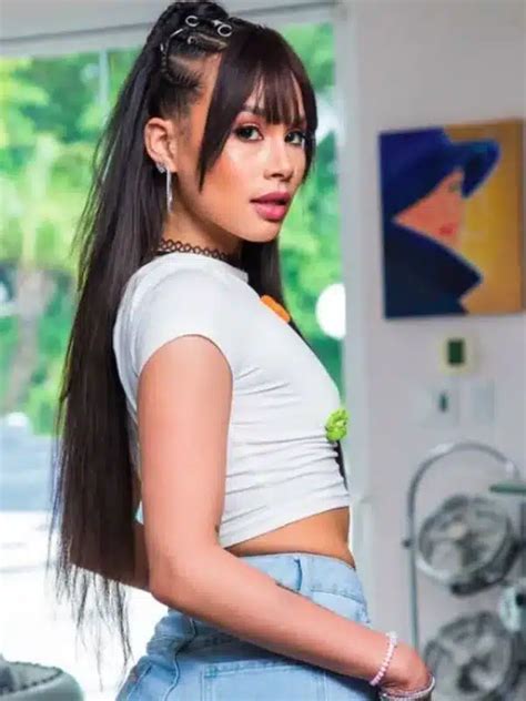 Ari Alectra Dredd Onlyfans