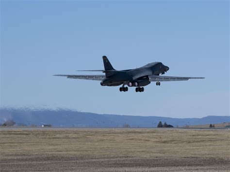 B 1 Bomber Crashes While Trying To Land At Its Base In South Dakota B 1 Bomber Crashes While Trying To Land At Its Base In South Dakota