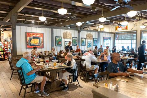 Cracker Barrel Renovated Restaurants And Some Fans Aren Amp 39 T Happy