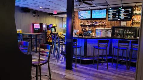 Dexter's Bar Madison WI: Ultimate Nightlife Spot