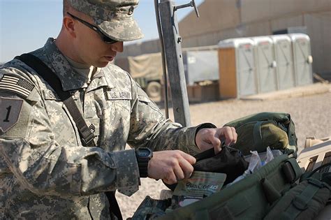 Equipment Of An American Combat Medic Wikipedia