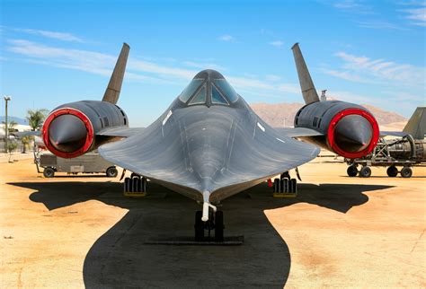 Fastest Manned Aircraft In The World A Look At The Sr 71 Blackbird