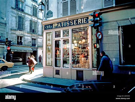 France Paris Old French Bakery Shop Front Boulangerie Patisserie Exterior Montmartre Street Lamp Neighborhoods Small Shop Windows In Night Vintage Paris Window Building Stock Photo Alamy France Paris Old French Bakery Shop Front Boulangerie Patisserie Exterior Montmartre Street Lamp Neighborhoods Small Shop Windows In Night Vintage Paris Window Building Stock Photo Alamy