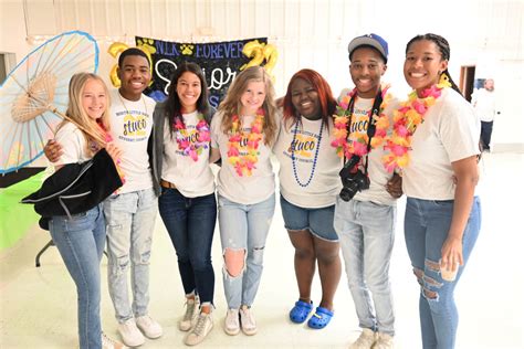 Freshman High School: Tips to Survive Your First Year Successively