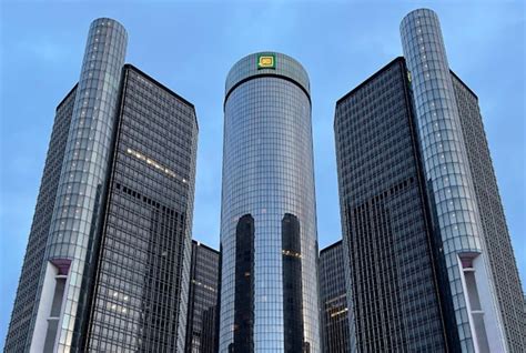 General Motors Sets New Course Hq Shifts From Detroit Amp 39 S Rencen To
