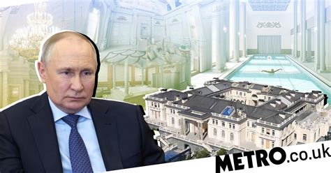 Inside The Russian Palace Dubbed Putin S Innermost Dream News Uk Metro News