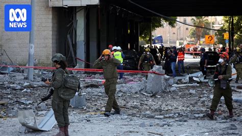 Israel Warns Of Prolonged War With Iran As Tehran Targets Tel Aviv And Haifa Abc News Israel Warns Of Prolonged War With Iran As Tehran Targets Tel Aviv And Haifa Abc News