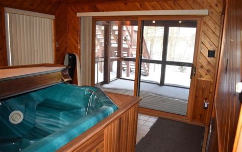 Just Listed In The Poconos Hemlock Farms Lakeside Contemporary House For Sale Just Listed In The Poconos Hemlock Farms Lakeside Contemporary House For Sale