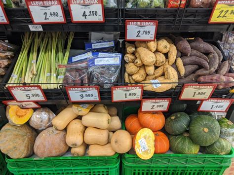 Lemongrass Grocery Store