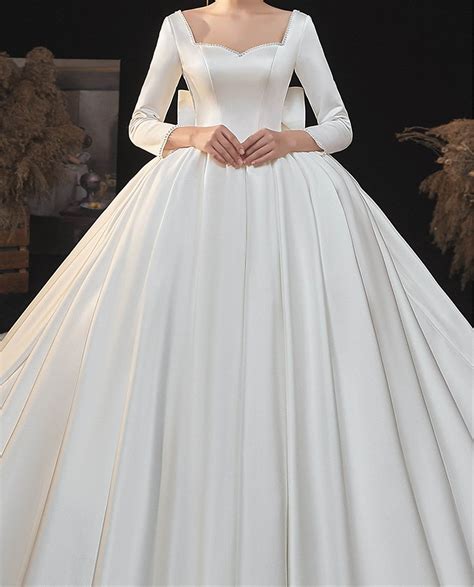 Best Long Sleeve Wedding Dress Plain Styles 2023