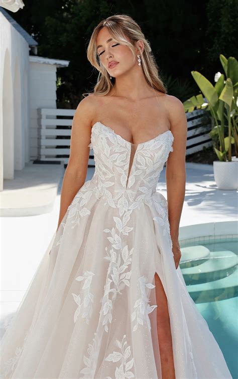 Uncovering Martina Liana 1825: Revolutionary Secrets Revealed