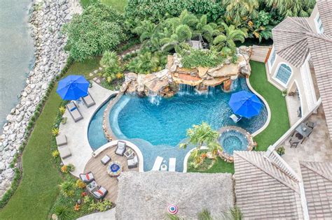 Melbourne Beach Tropical Backyard Escape Lucas Lagoons