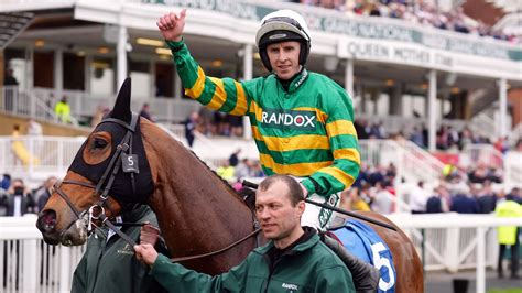 Mystical Power Hangs On For Battling Trustatrader Top Novices Hurdle