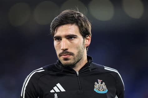 Newcastle Amp 39 To Stop Paying Sandro Tonali Amp 39 S Salary Amp 39 And Are Amp 39 Threatening