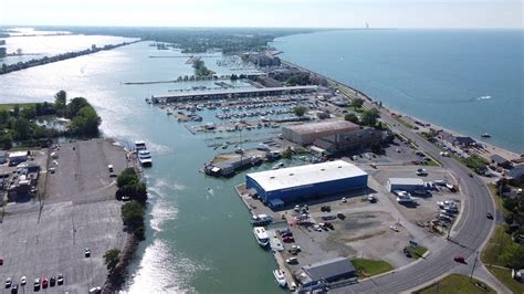 Ohio State Rt 163 Thru Port Clinton Perry Str Lakeshore Drive