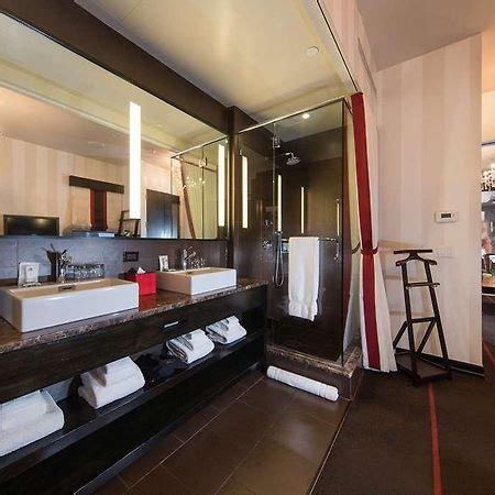 Sanctuary Hotel New York 2 Star Hotel With A Minimum Price 100Us Sanctuary Hotel New York 2 Star Hotel With A Minimum Price 100Us