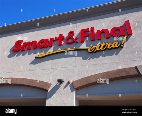 Smart Final Extra Grocery Store In Union City California Stock Photo Alamy
