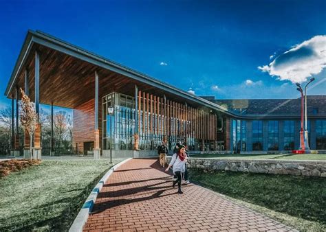 Southern New Hampshire University Ranking Fees Eligibility Admissions