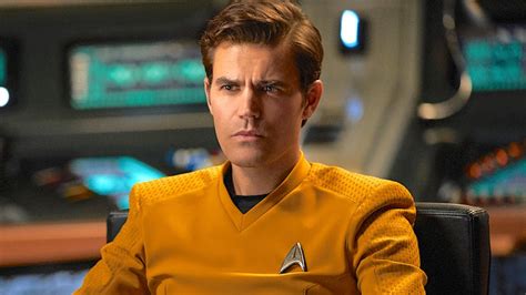 Star Trek Strange New Worlds Shares First Look At Paul Wesley S Captain Kirk