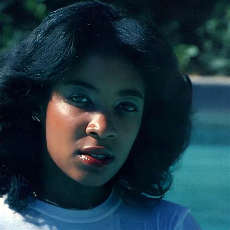 Unveiling Stella Tandy: The Rising Star in the Fashion World