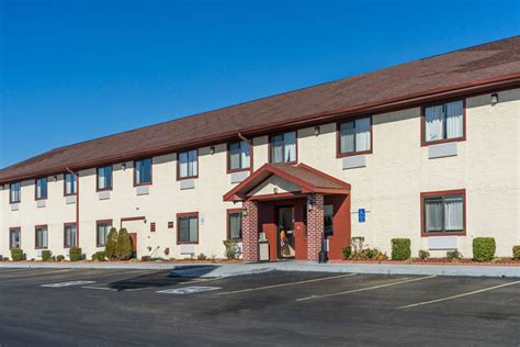 Super 8 By Wyndham Campbellsville Ky Campbellsville Ky Hotels