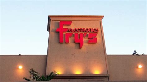 The History Of Fry Amp 39 S Electronics Legacy San Jose California Superstores
