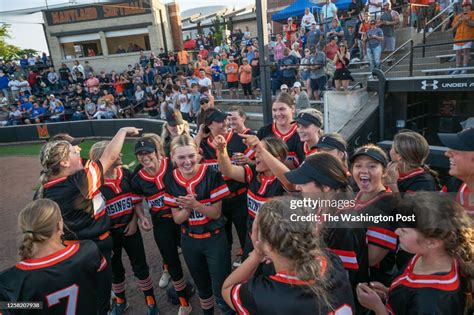 The Rising Sun High School Tigers Celebrate Their Victory Over News