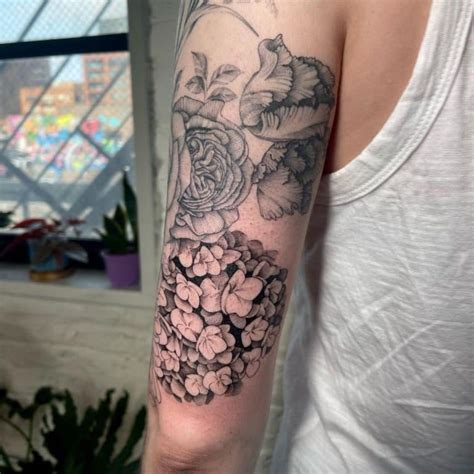 Top 9 Tattoo Shops In Chicago And 25 Tattoo Artists