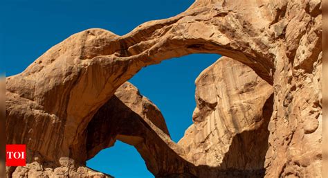 Utah S Famed Double Arch Geological Feature Collapses Utah The Guardian Utah S Famed Double Arch Geological Feature Collapses Utah The Guardian