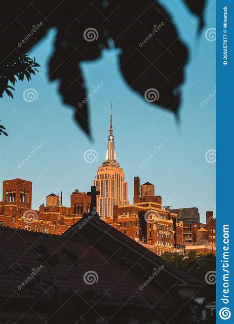 Vertical Daytime View Of The Empire State Building In Nyc Editorial Vertical Daytime View Of The Empire State Building In Nyc Editorial