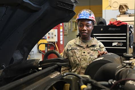 Why I Serve Dc Guard Wheeled Vehicle Mechanic Excels In Operational Relevance National Guard Article View